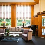 Parkhotel Am Taunus فندق أوبروسل