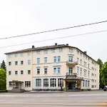 Parkhotel Am Taunus فندق