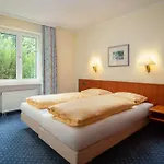 Parkhotel Am Taunus 4*