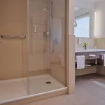 Parkhotel Am Taunus فندق 4*