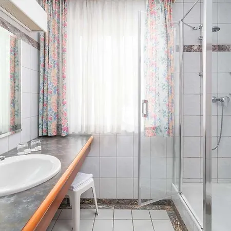 Parkhotel Am Taunus オーバーウルゼル