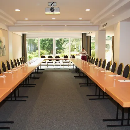 Parkhotel Am Taunus オーバーウルゼル