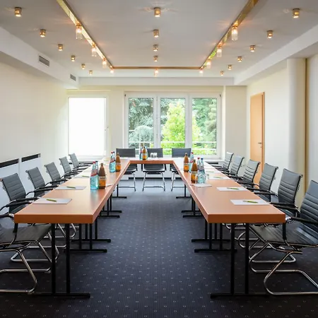 Parkhotel Am Taunus 4*