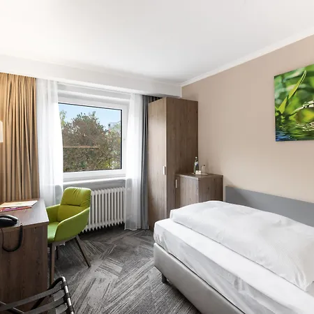 Hotel Parkhotel Am Taunus 4*