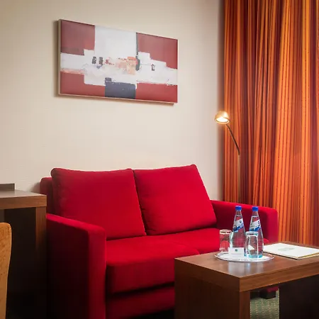 Hotel Parkhotel Am Taunus 4*