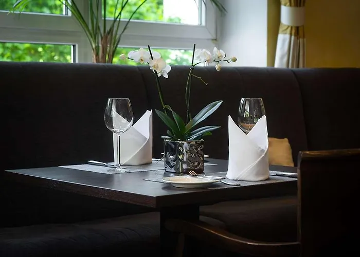 Parkhotel Am Taunus Szálloda 4*