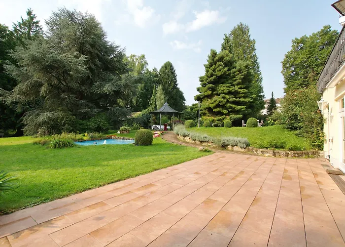 Hotel Parkhotel Am Taunus 4*