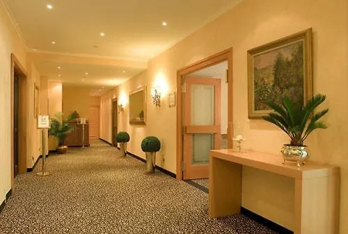 Parkhotel Am Taunus Hotel