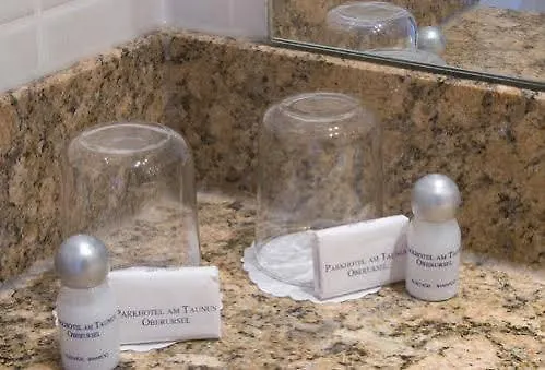 Parkhotel Am Taunus Szálloda 4*